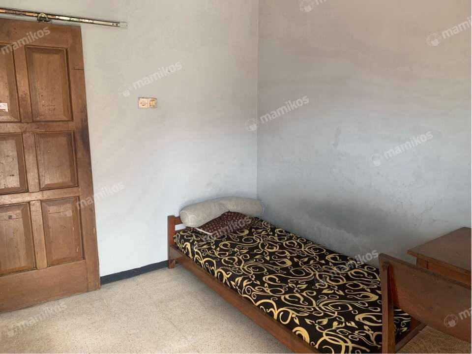 Kost Cakra Kaktus Putra - Kamar Tidur
